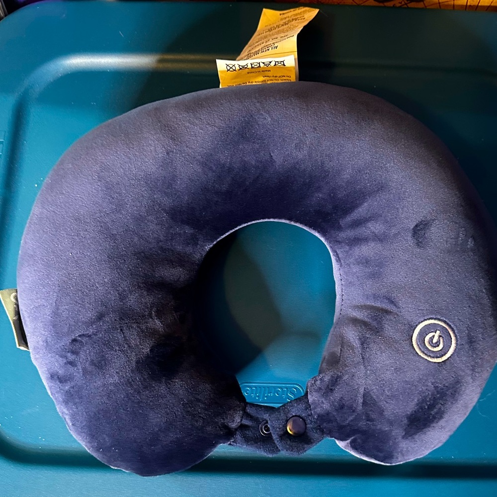 Travel Pillow with Vibrating Massager - Navy